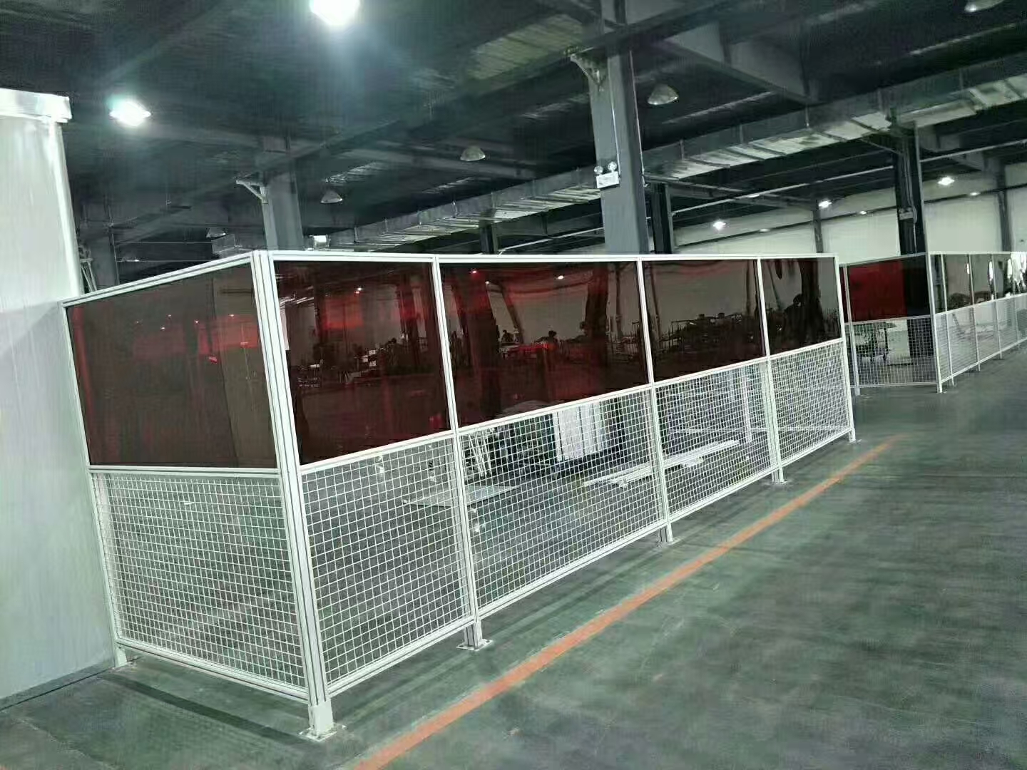 焊接防護圍欄
